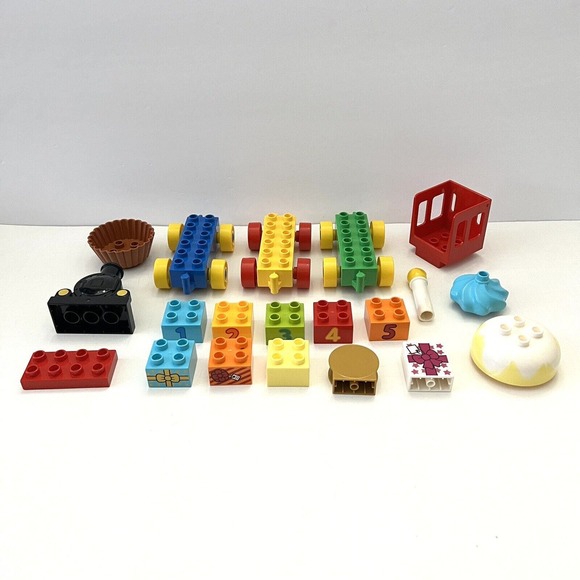 LEGO DUPLO 10597 Mickey & Minnie Birthday Parade Disney Train Incomplete Toy Set - Picture 7 of 11